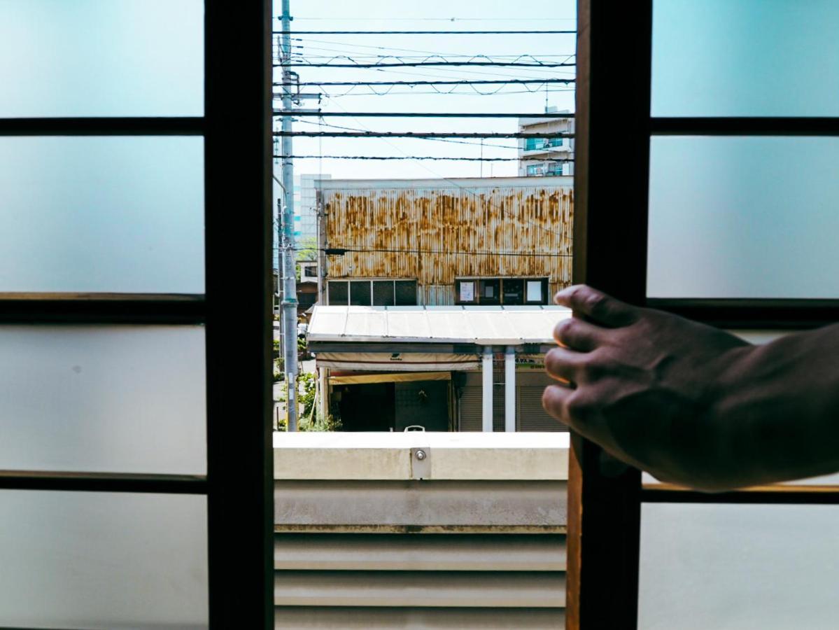 まちの別邸 緝 Shu Hostel Kochi  Exterior photo